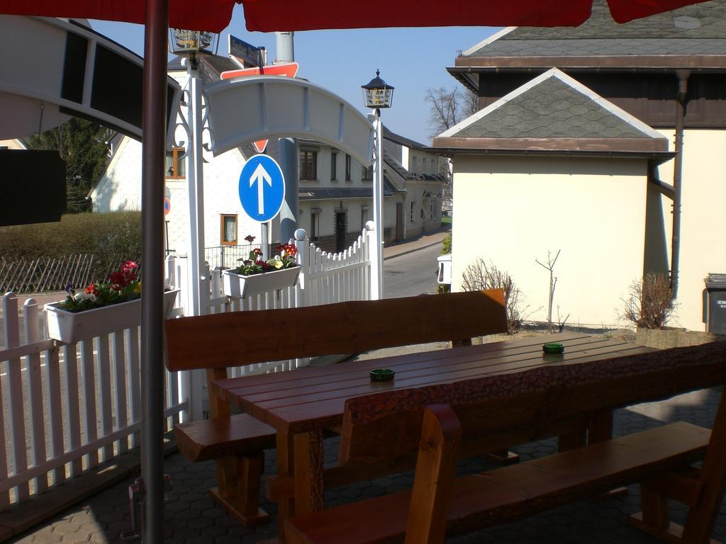 Pension Zur Wartburg Olbernhau Exteriör bild